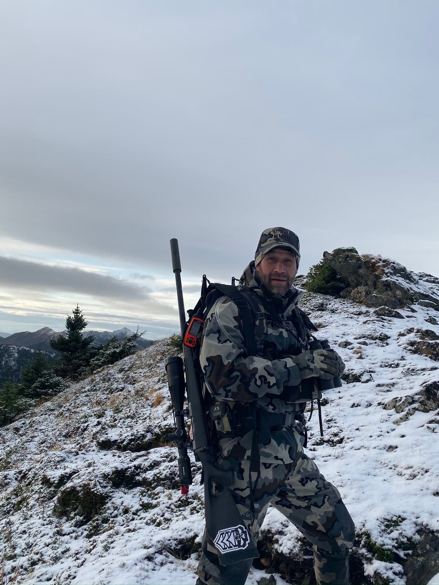 Ryan Costanti guiding in Alaska